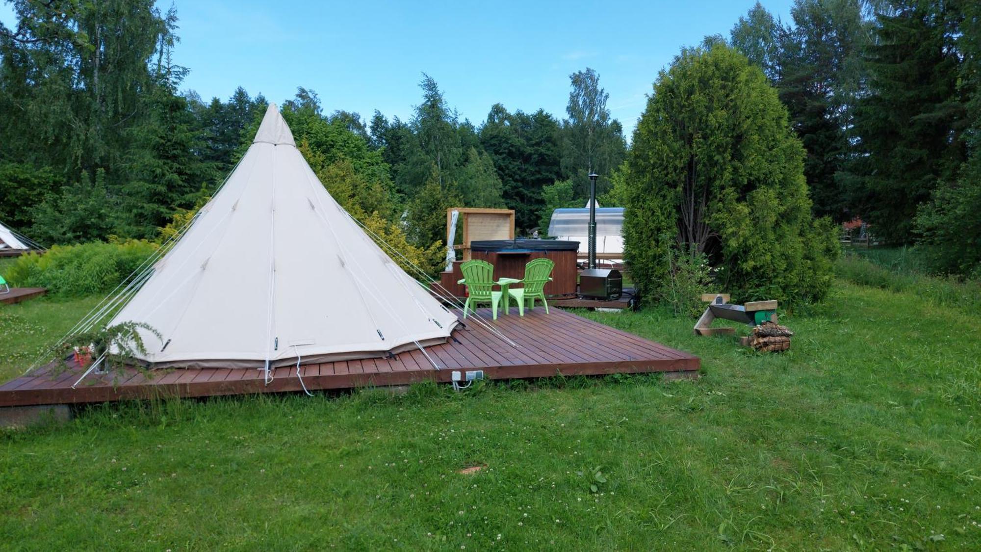 Hotel Glamping Fluffy Horns - Glempings Pukainie Ragi Plieņciems Exterior foto
